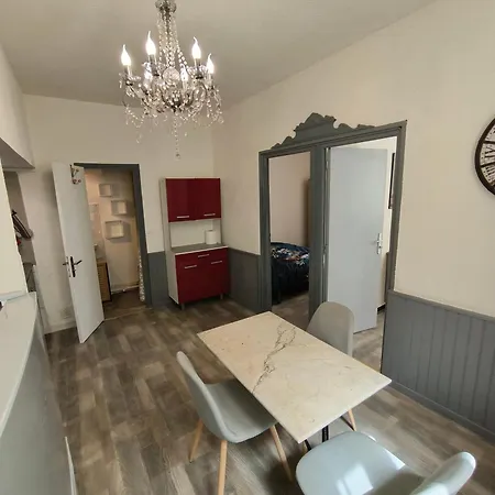 Apartamento Chaleureux Dans Le Centre De *