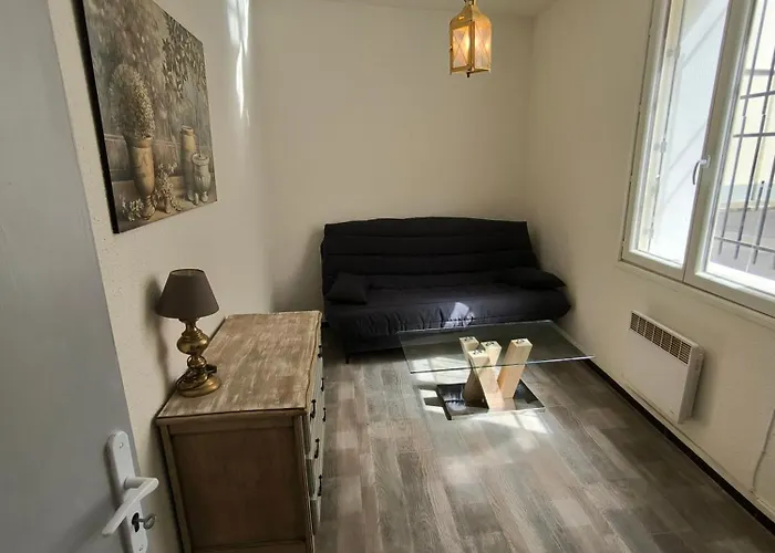 Chaleureux Dans Le Centre De Apartmán *
